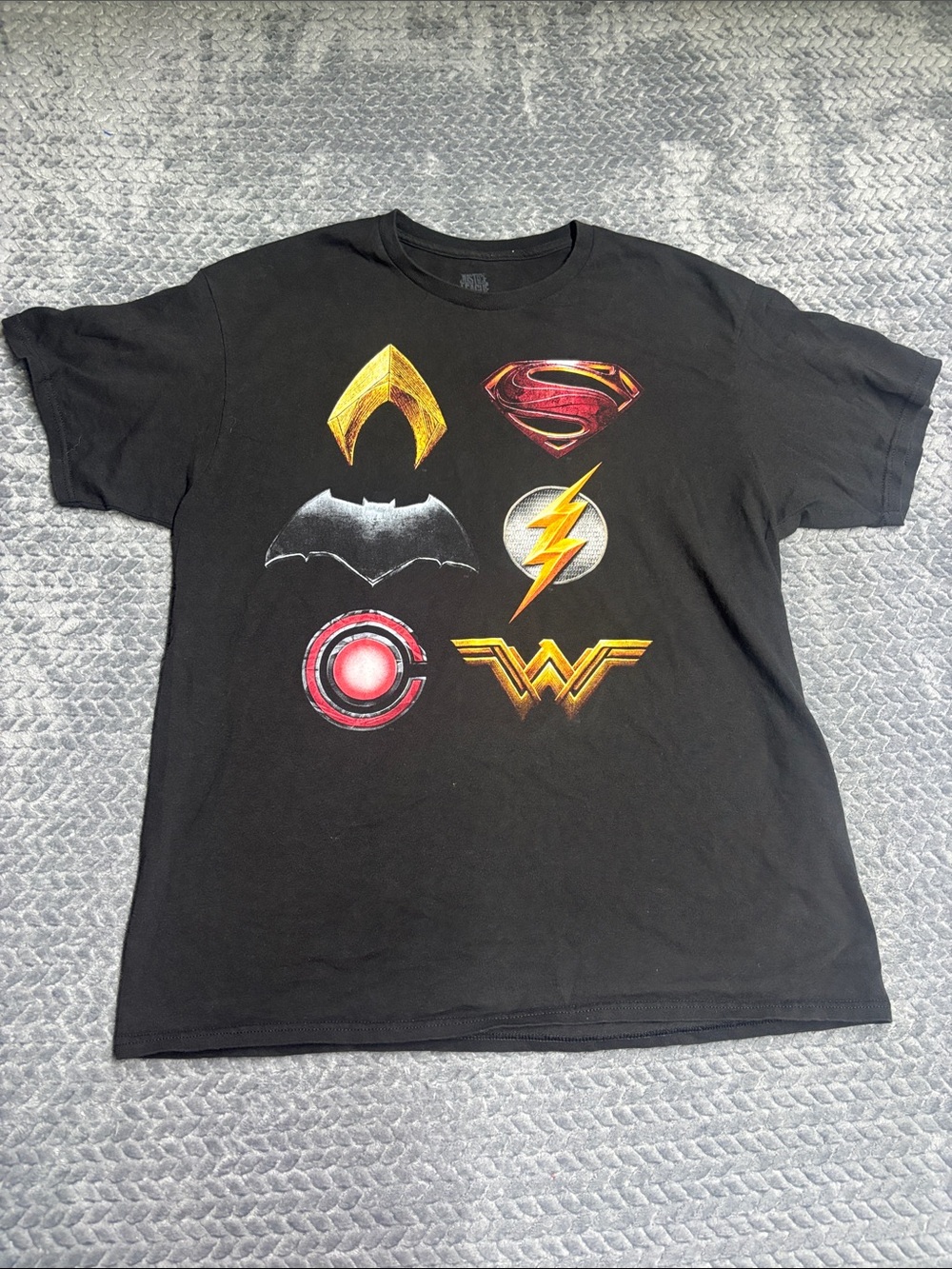 Justice League Superhero Icons Short Sleeve Tee - Black